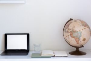 Read more about the article How to Write Engaging Email Newsletters for Clients