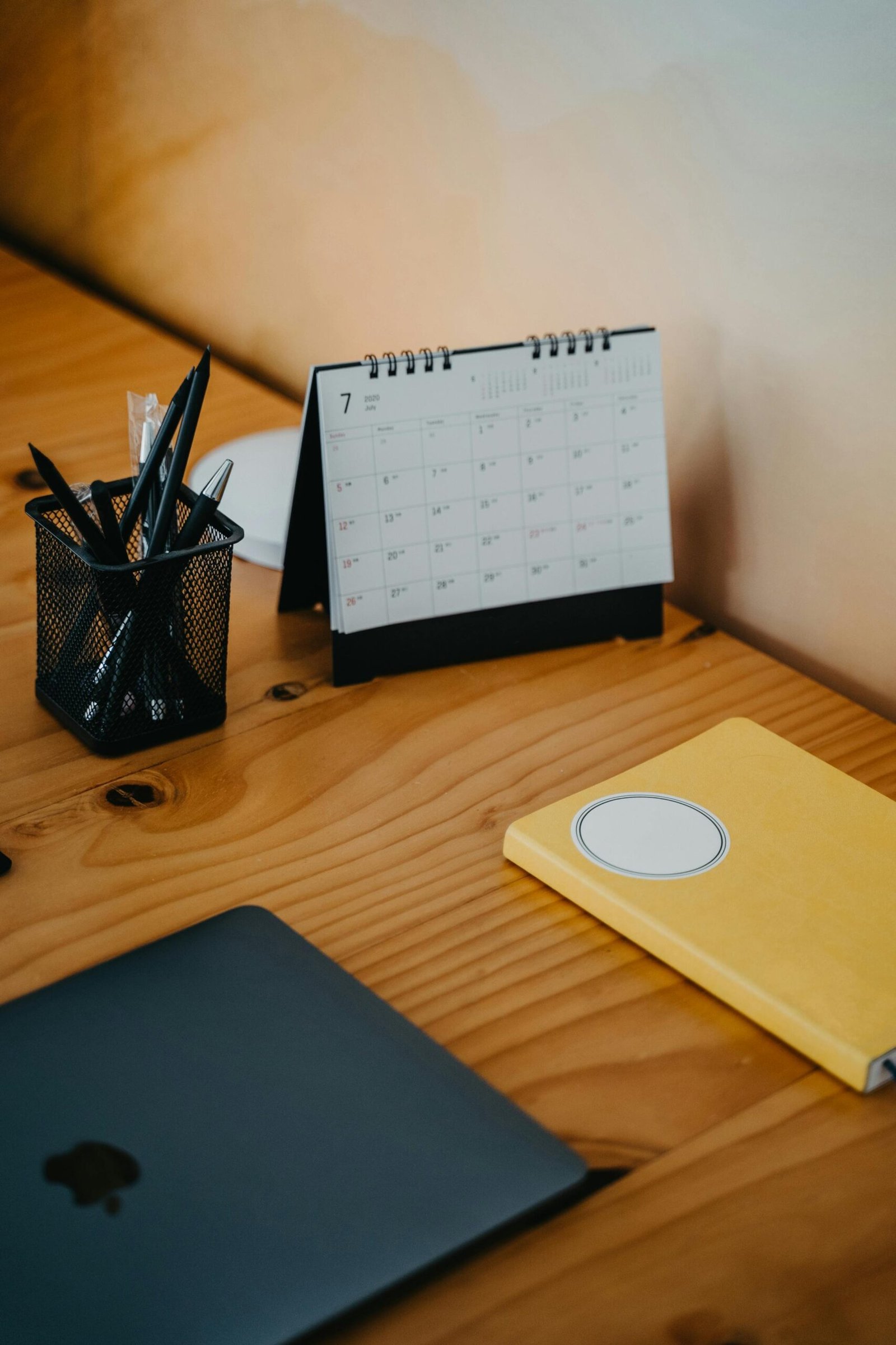 Read more about the article How to Become a Thought Leader in the Writing Industry