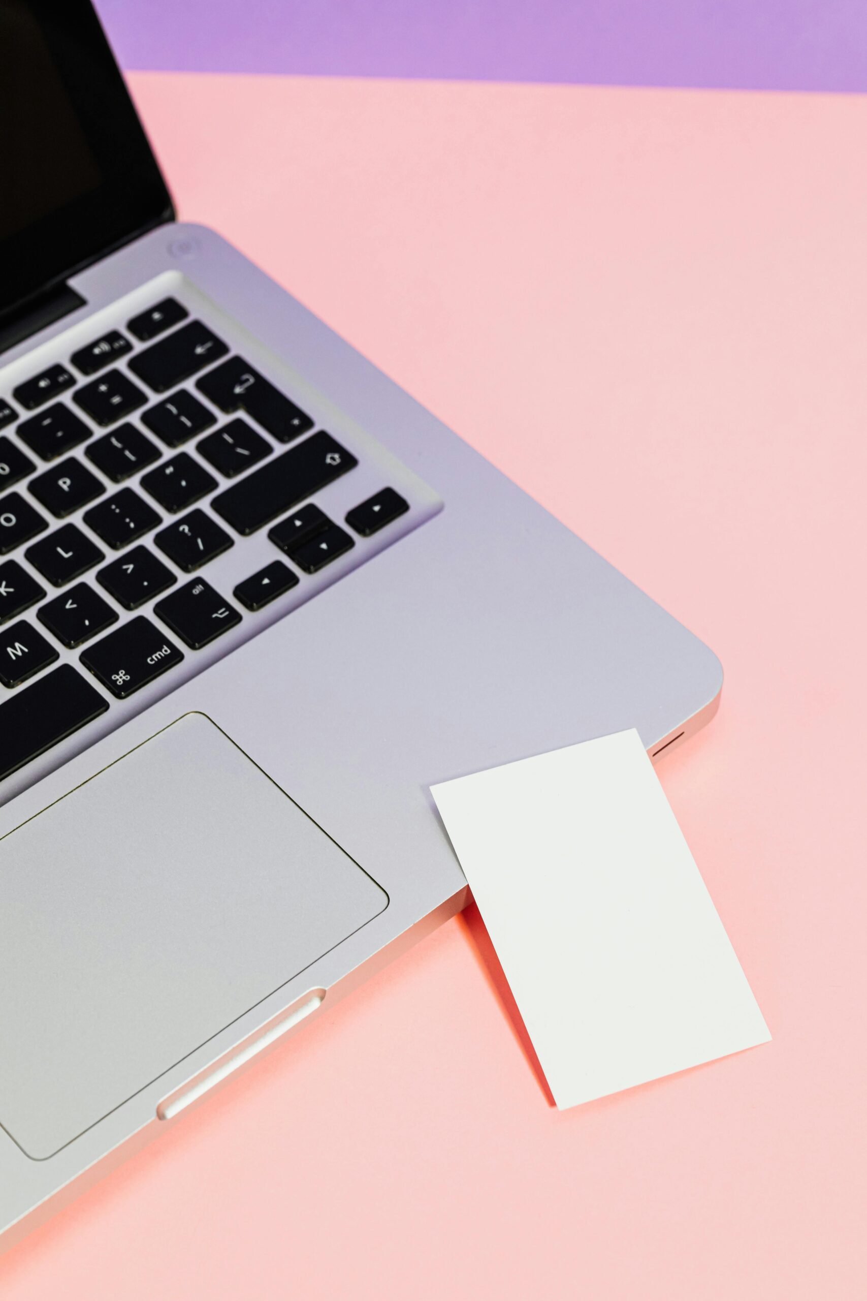 Read more about the article How to Use Freelance Writing to Explore Different Cultures